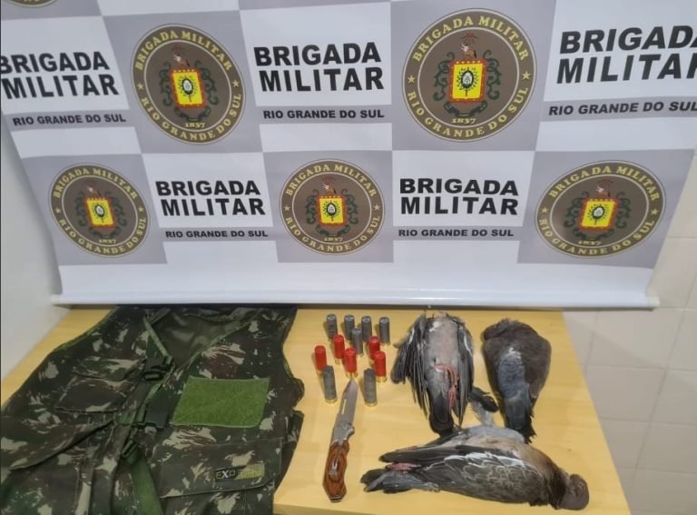 BRIGADA MILITAR APREENDE MUNIÇÕES E PÁSSAROS MORTOS EM FAGUNDES VARELA-RS